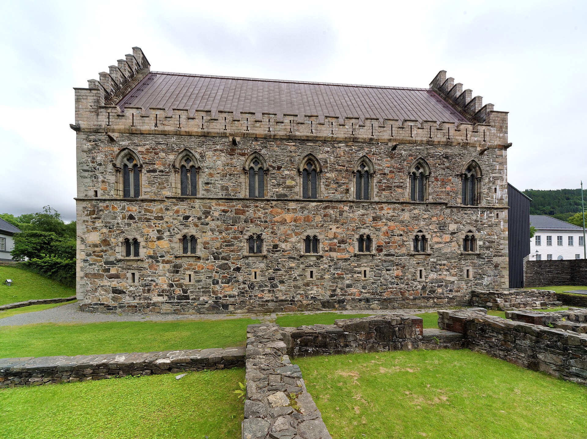 Bergen — BERGENHUS: Håkonshalle & Rosenkrantzturm · 800 Jahre am Hafen