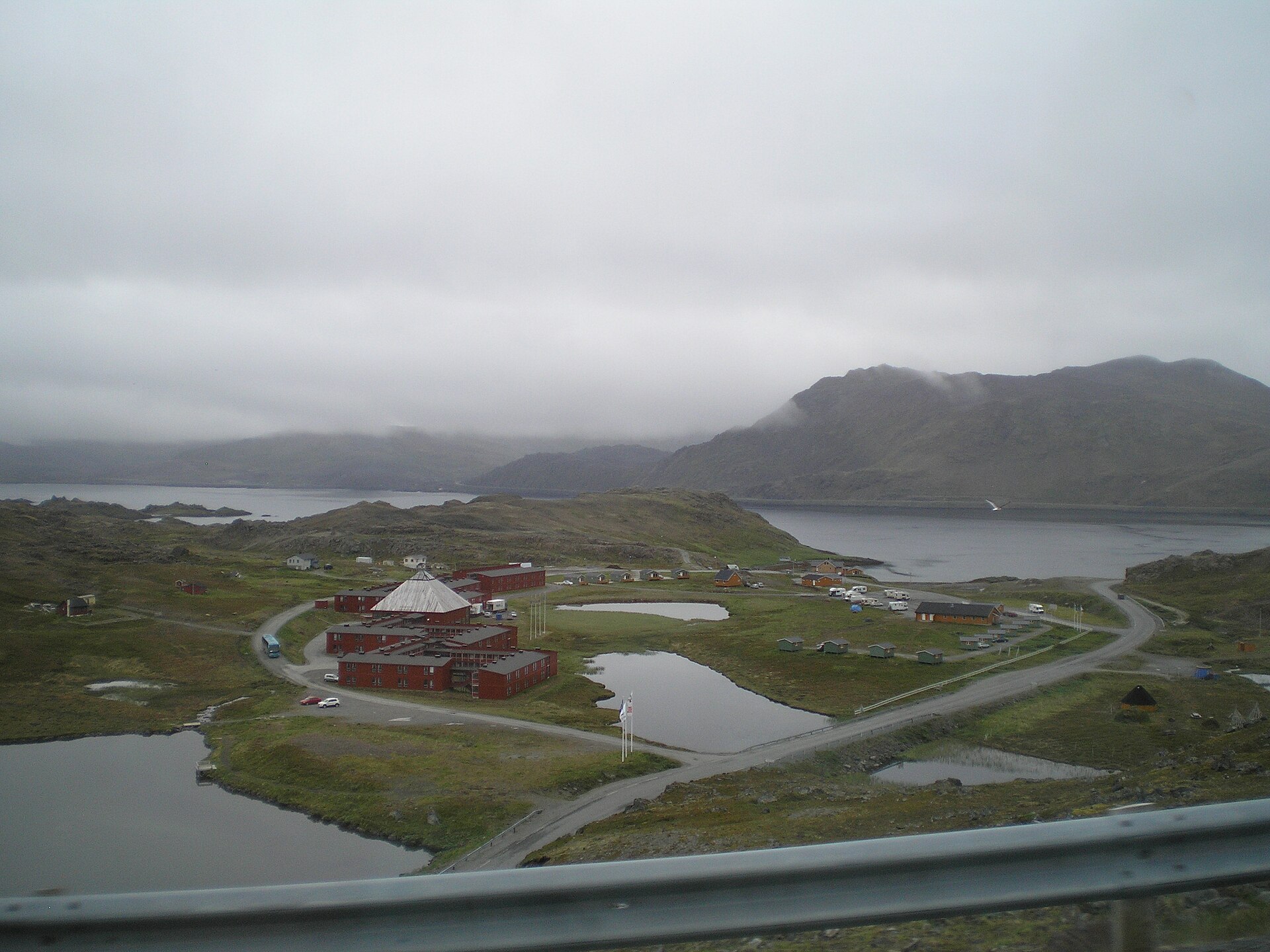 Nordkap — MAGERØYA: Die Hochebene · Rentiere, Weite, der lange Weg zum Kap