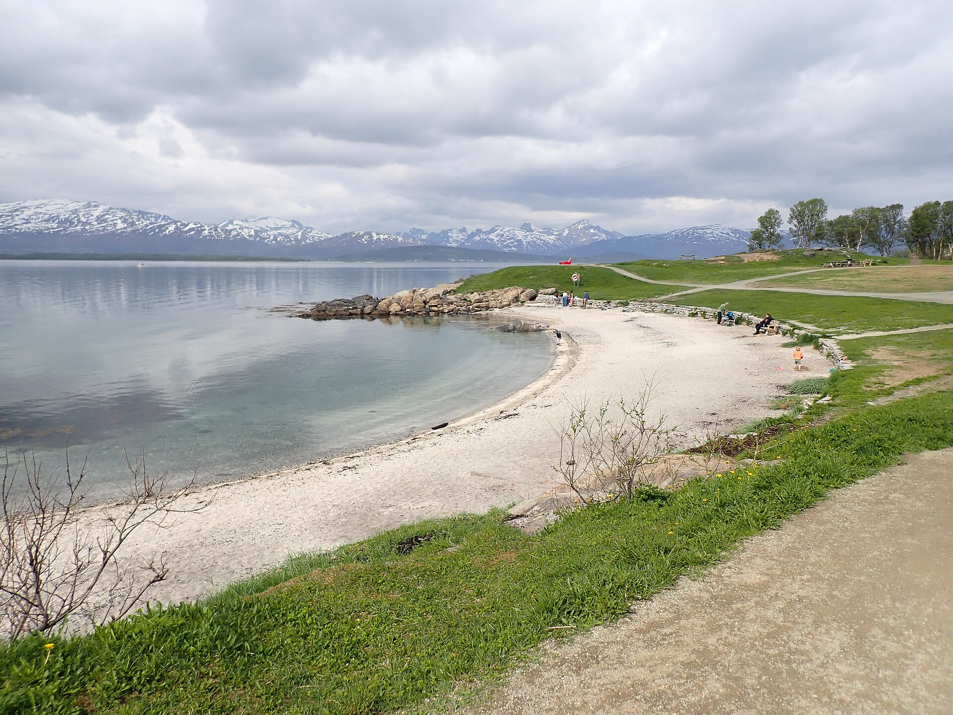 Tromsø — TELEGRAFBUKTA: Park & Strand an der Südspitze von Tromsøya